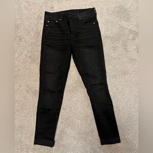 American Eagle black distressed lu(x)e jean